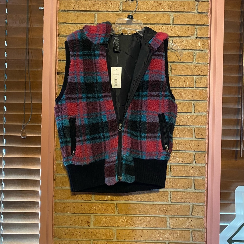 NWT Girl's XL Vest